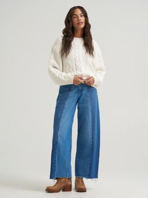 Women's Heritage Cable Crew in Egret