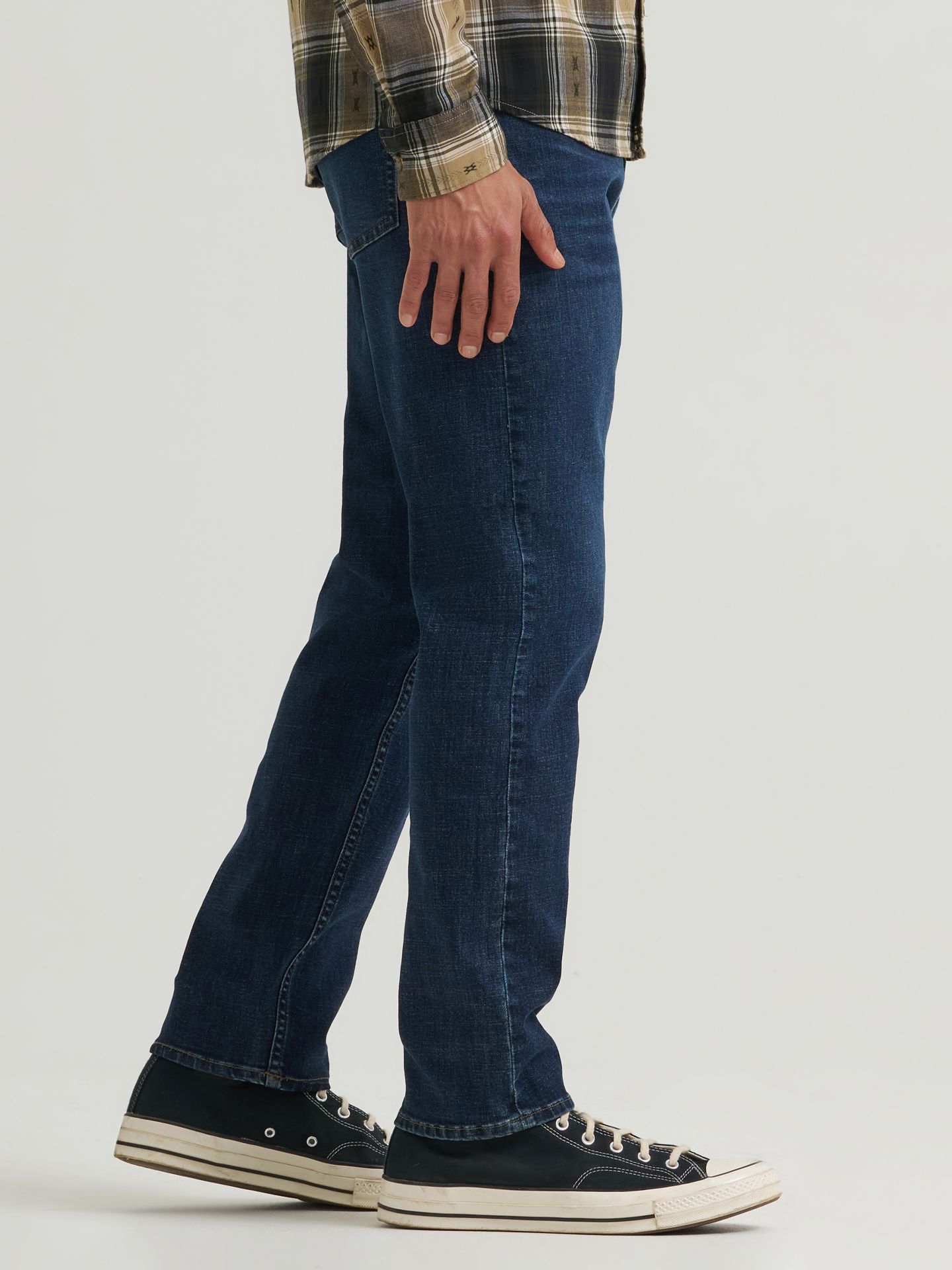 Мужские зауженные джинсы Wrangler All Day Flex, цвет: Callahan — фото 4