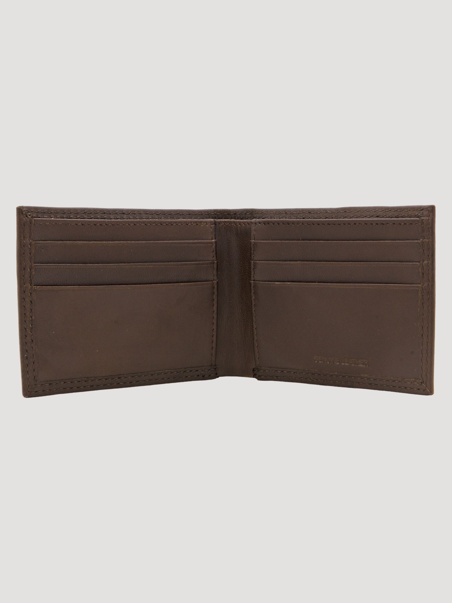 Мужские кошельки Wrangler Bifold Wallet & Luggage Tag Set, цвет: Коричневый — фото 3