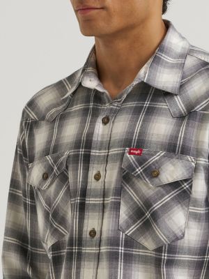 Men's Slim Fit Plaid Shirt