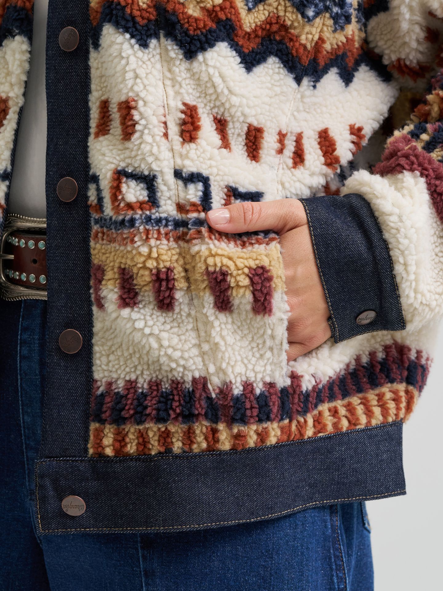 Женская куртка Wrangler Denim Sherpa Fair Isle, цвет: Кремовый — фото 7