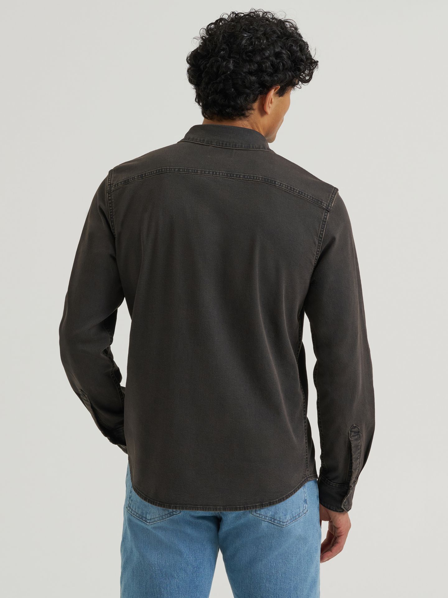 Мужская рубашка Wrangler Denim Western Snap, цвет: Чёрный, вариант 1 — фото 3