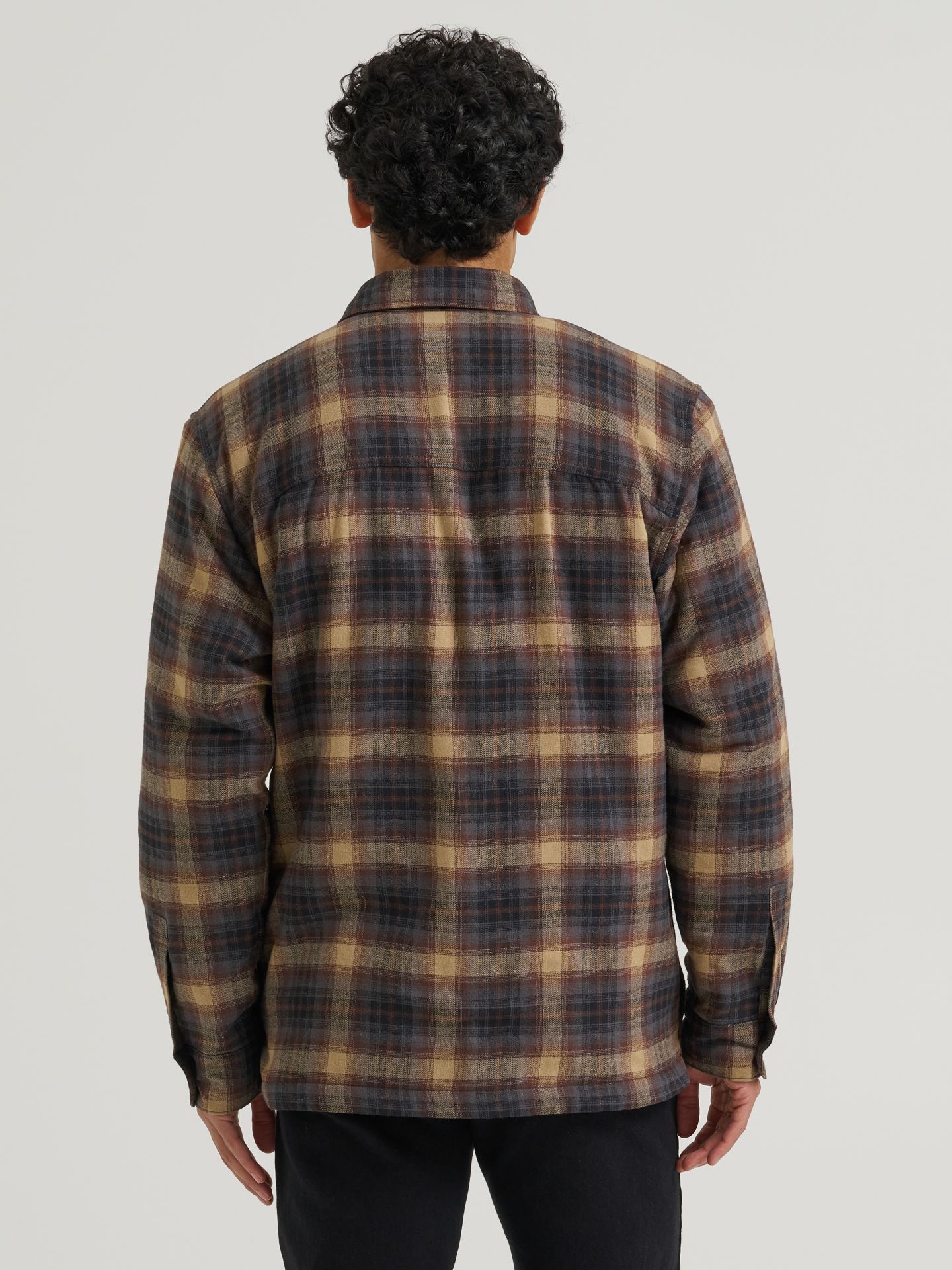 Мужская куртка Wrangler Ridgeline Heavyweight Shirt Jacket, цвет: Асфальтовый дубовый — фото 3