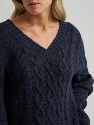 Women's Oversized V-Neck Cable Sweater