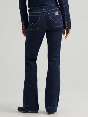 Women's Patch Pocket Rainbow Flare Jean in Dark Orbit alternative view 3
