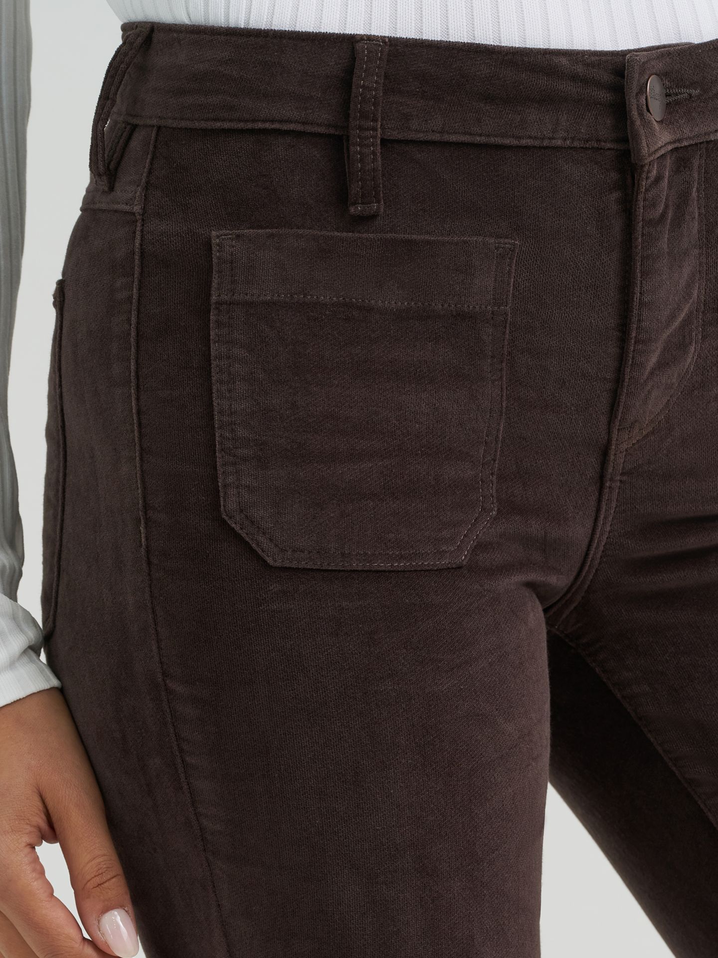 Женские джинсы Wrangler Patch Pocket Velour Jean, цвет: Шоколадный — фото 7