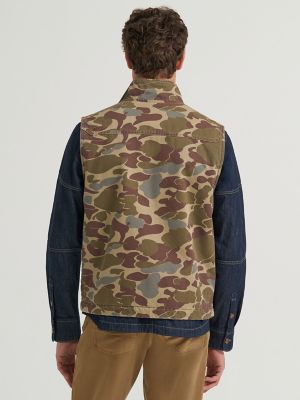 Men's Sherpa Lined Vest in Camo Petrified Oak