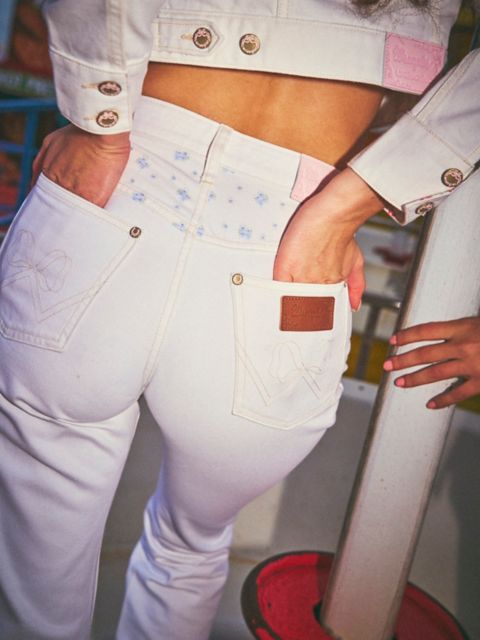 Женские джинсы Wrangler x LoveShackFancy Cowboy Cut Floral Jean
