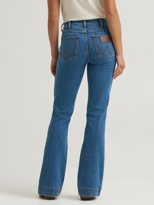 Women's Wrangler Retro&reg; Bailey Mid Rise Trouser Jean
