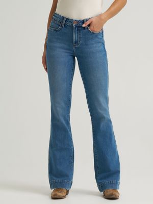 Women's Wrangler Retro&reg; Bailey Mid Rise Trouser Jean