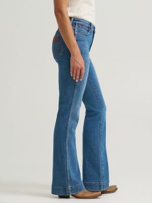 Women's Wrangler Retro&reg; Bailey Mid Rise Trouser Jean