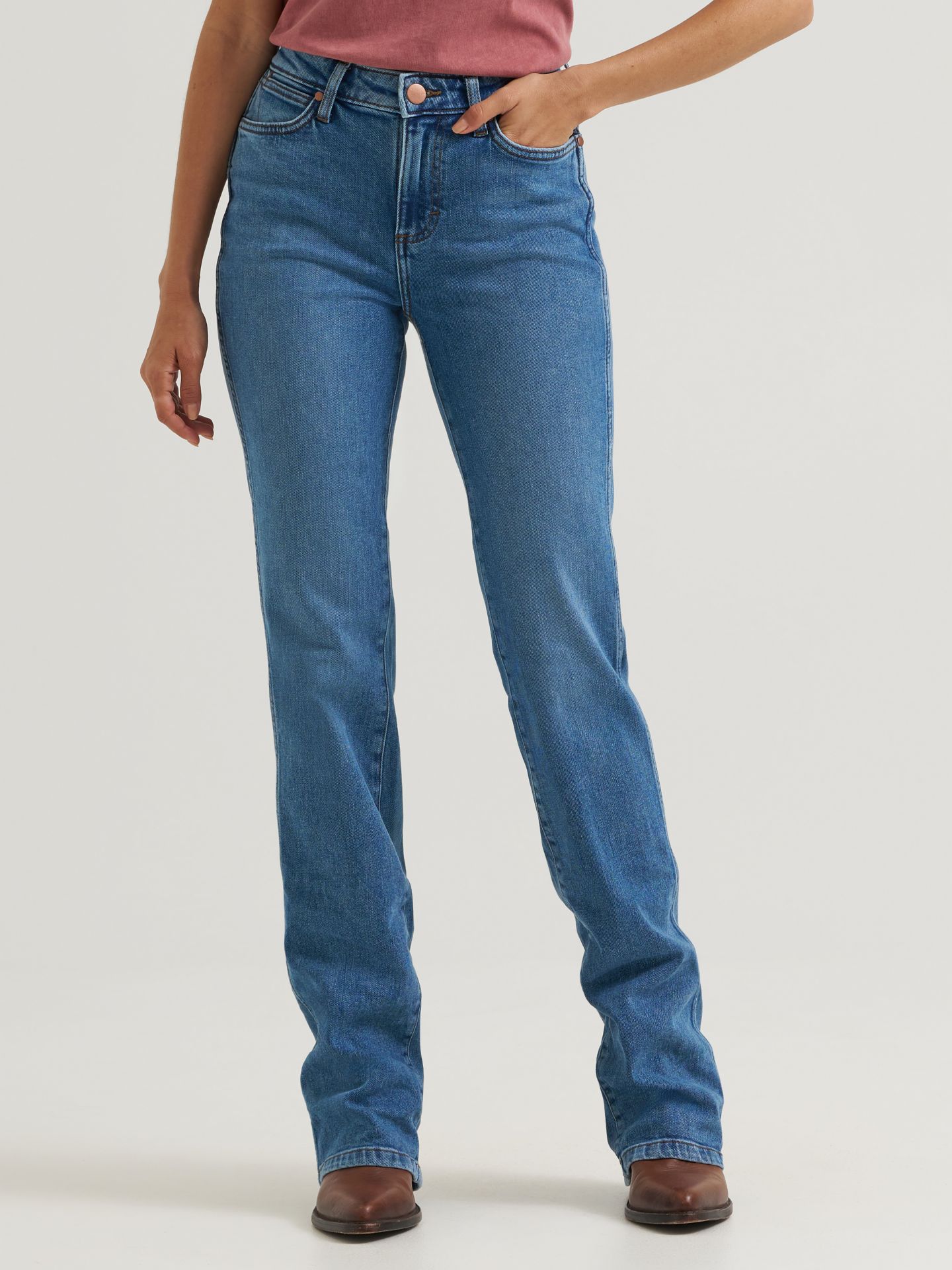 Женские джинсы Wrangler Retro® Bailey Mid Rise Bootcut, цвет: Billie — фото 3