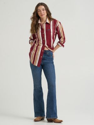 Women's Wrangler Brushpopper Boyfriend Western Snap Shirt in Wine