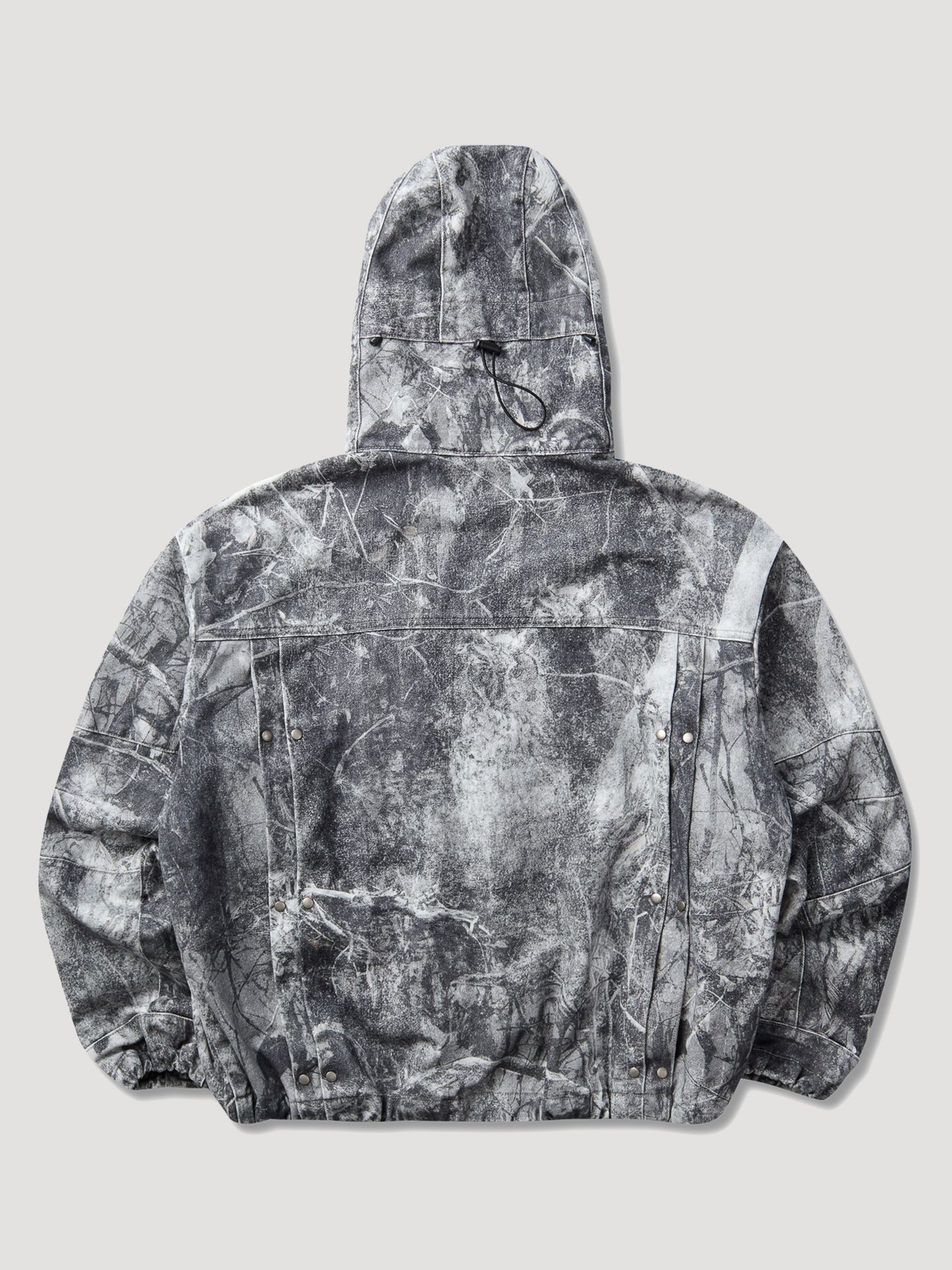 Мужская куртка Wrangler x ROA Volano Denim, цвет: Тёмный камуфляжный — фото 2