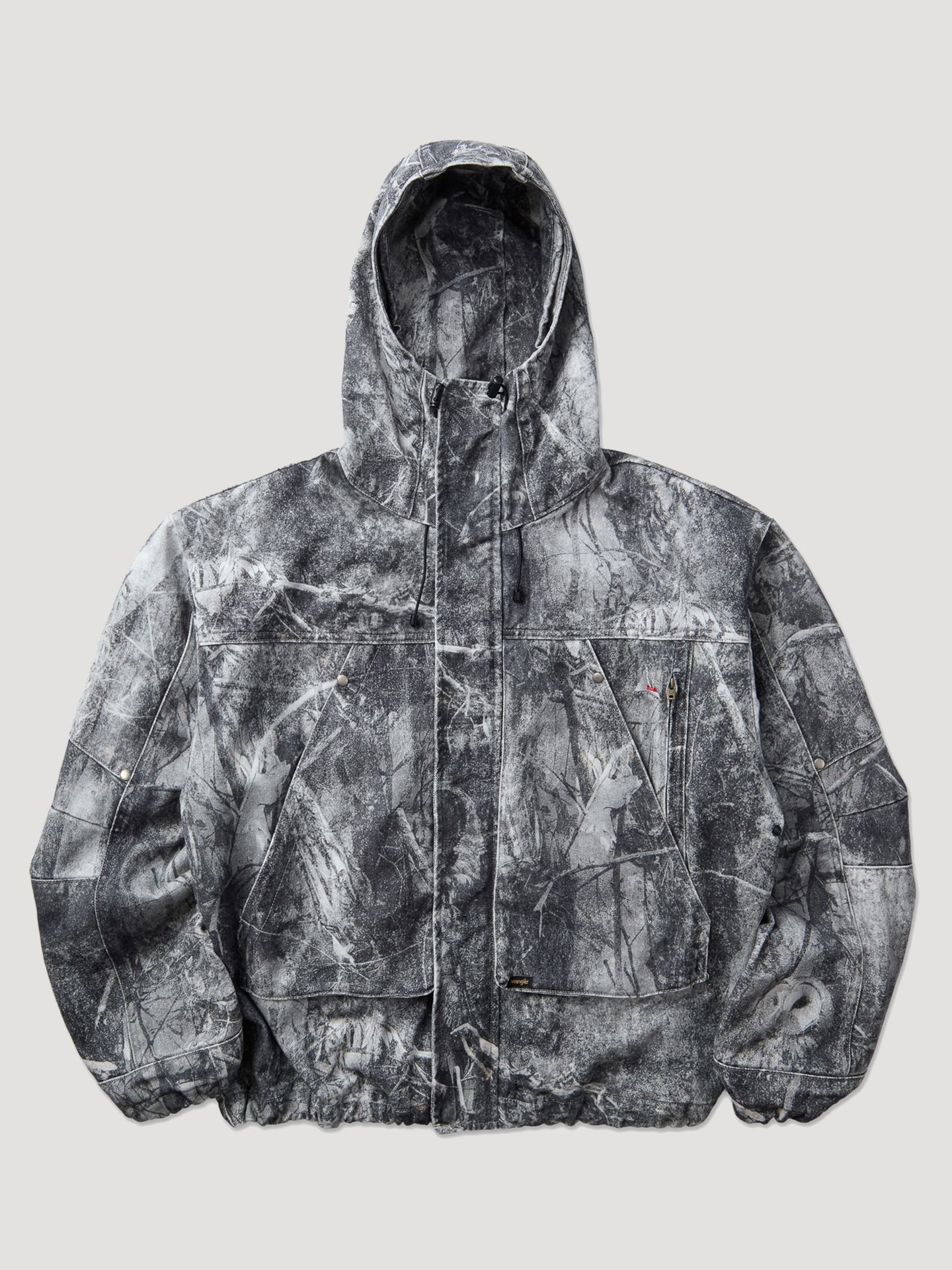 Мужская куртка Wrangler x ROA Volano Denim, цвет: Тёмный камуфляжный — фото 1