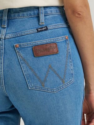 Women's Wrangler Retro&reg; Bailey Mid Rise Bootcut Jean