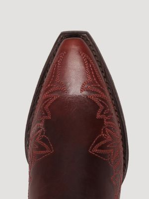 Women's Magnolia Snip-Toe Western Boot in Wine