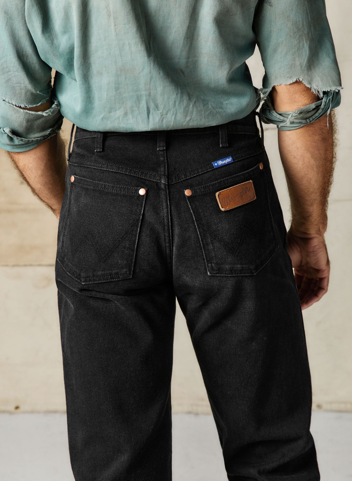 Мужские джинсы Wrangler x Imogene + Willie 13MWZ, цвет: Потёртый чёрный — фото 4