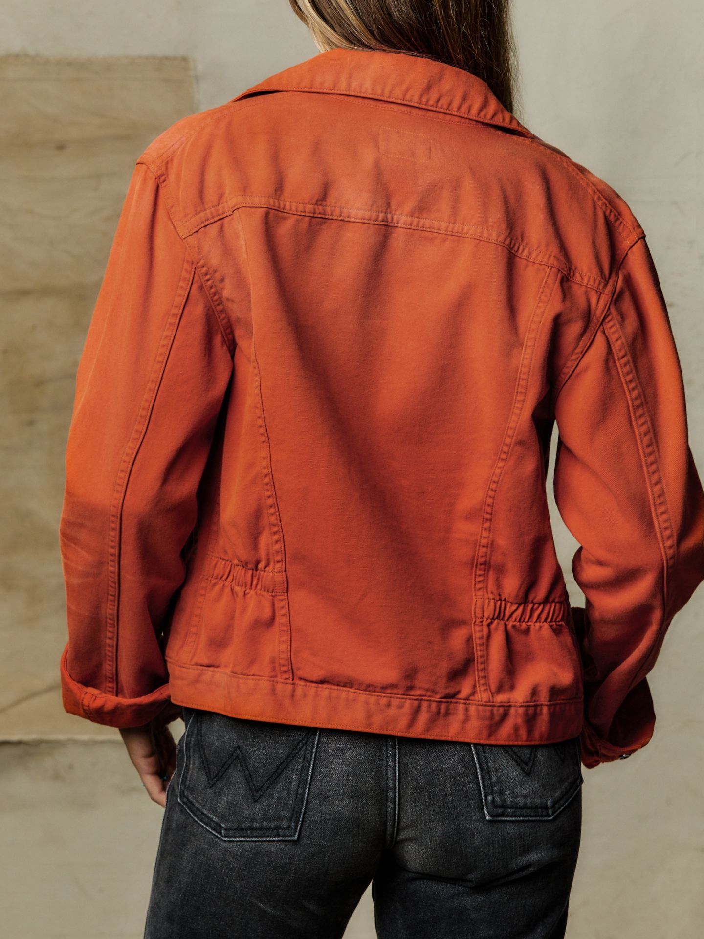 Мужская куртка Wrangler x Imogene + Willie 12MJZ Sunfaded, цвет: Оранжевый — фото 4