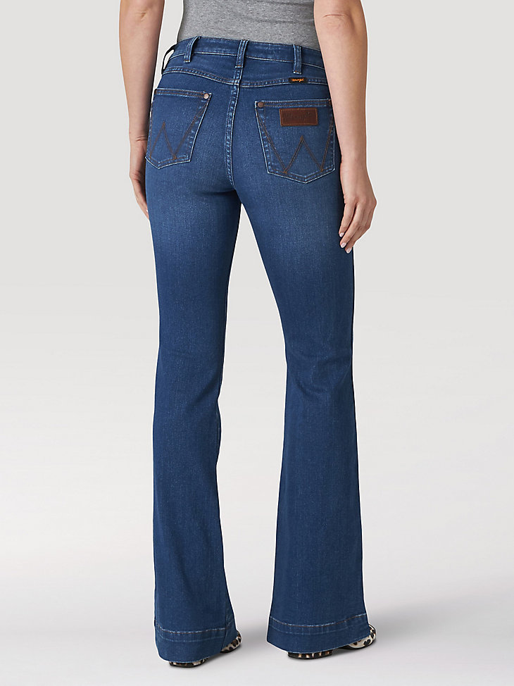 Women's Wrangler Retro® High Rise Trouser Jean in Blair alternative view