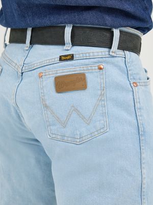 Wrangler® Cowboy Cut® Original Fit Active Flex Jeans in Bleach alternative view 4