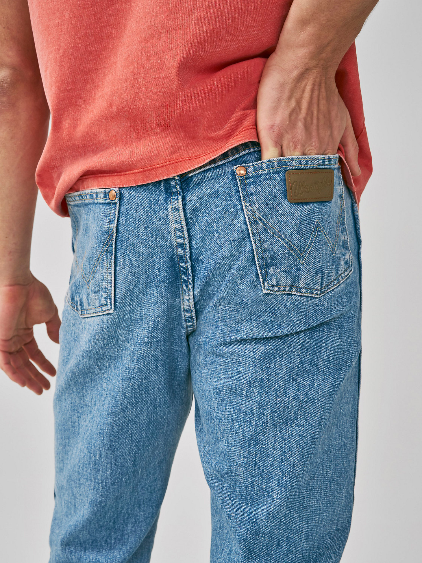 Wrangler® Cowboy Cut® Original Fit Jean in Antique Wash alternative view 1