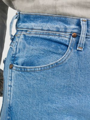 Women's Wrangler&reg; Cowboy Cut&reg; Slim Fit Jean in Antique Wash alternative view 7