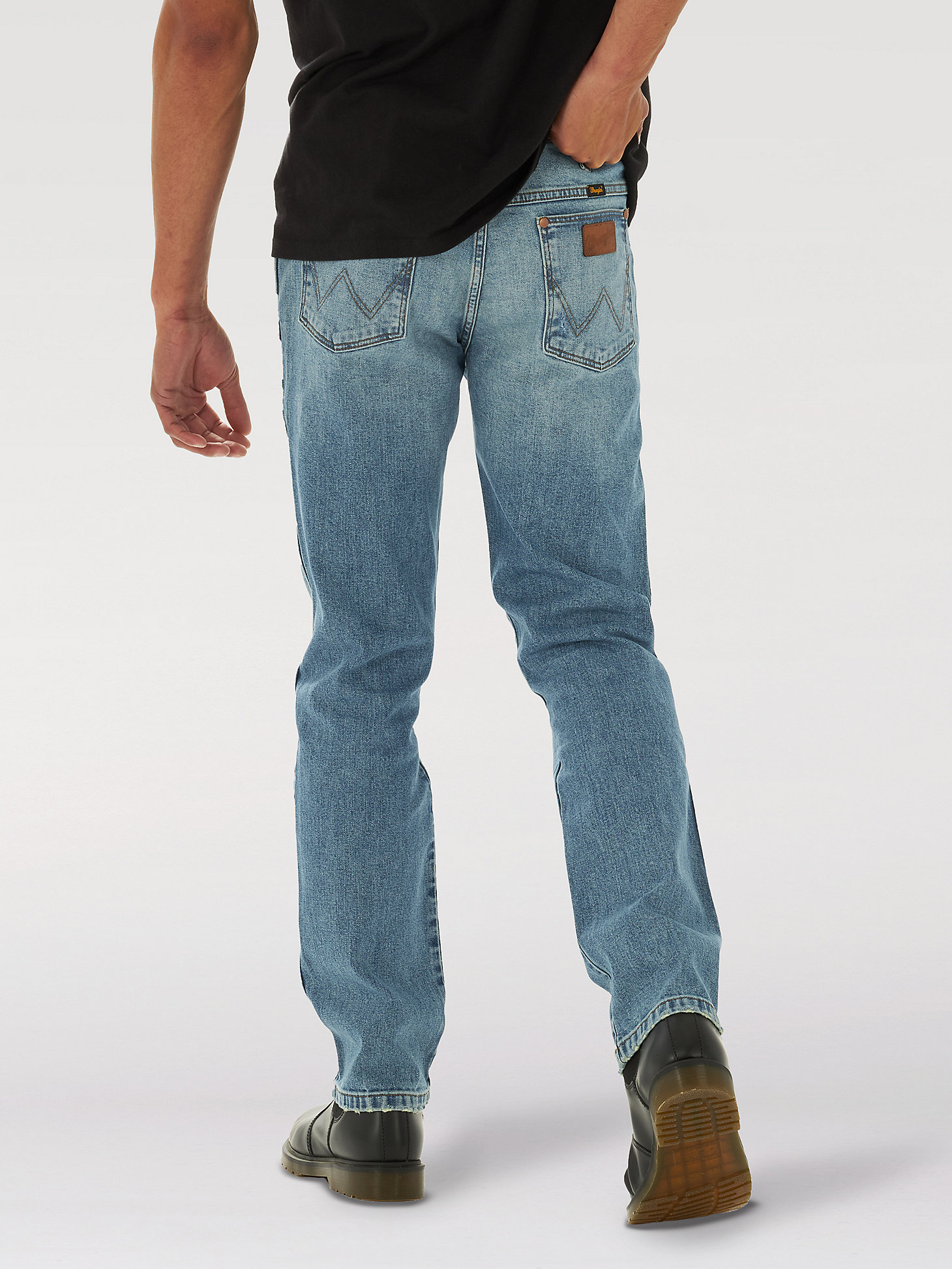 Wrangler Greensboro Regular Modern Straight Tapered Stretch Jeans Rinse Denim 
