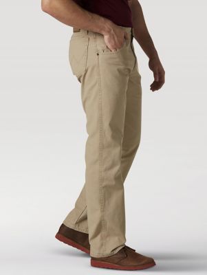 Wrangler Rugged Wear® Relaxed Fit Mid Rise Jean