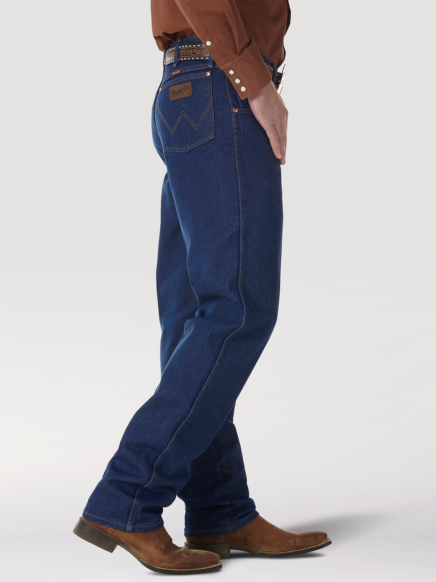 Wrangler® Cowboy Cut® Relaxed Fit Jean in Prewashed Indigo alternative view 1