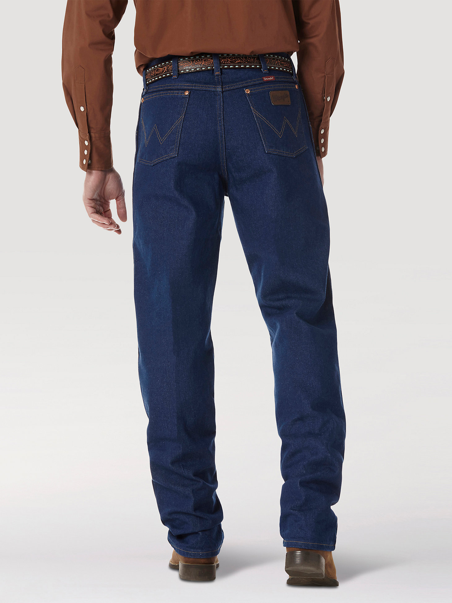 Wrangler® Cowboy Cut® Relaxed Fit Jean in Prewashed Indigo alternative view 2