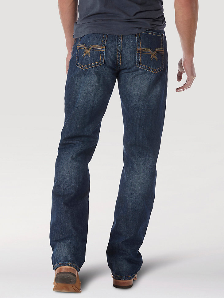 Men's Wrangler® 20X® No. 33 Extreme Relaxed Fit Jean in Wells alternative view 2