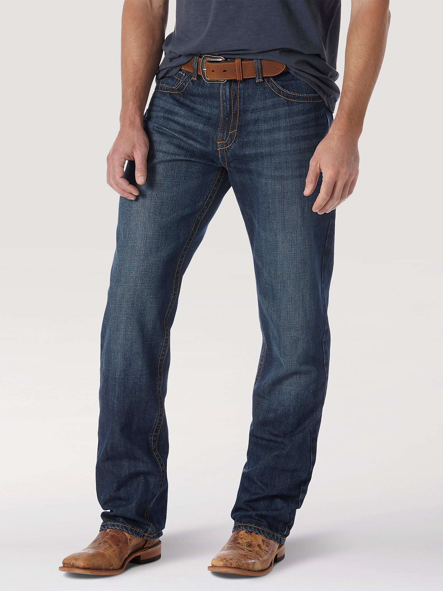 Men's Wrangler® 20X® No. 33 Extreme Relaxed Fit Jean in Wells main view