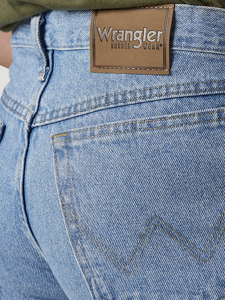 Wrangler Rugged Wear® Relaxed Fit Short in Vintage Indigo alternative view 3