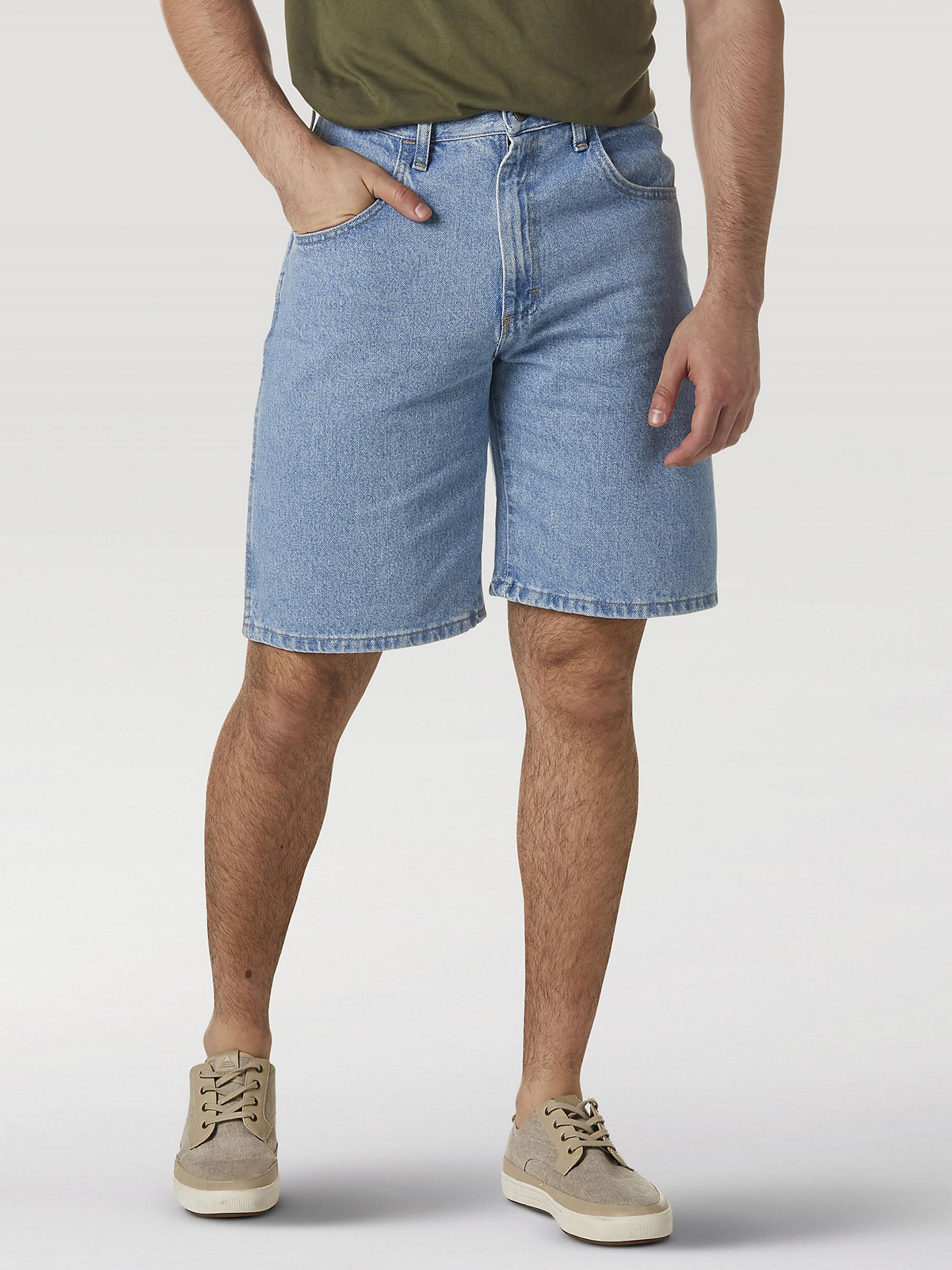 Wrangler Rugged Wear® Relaxed Fit Short in Vintage Indigo main view