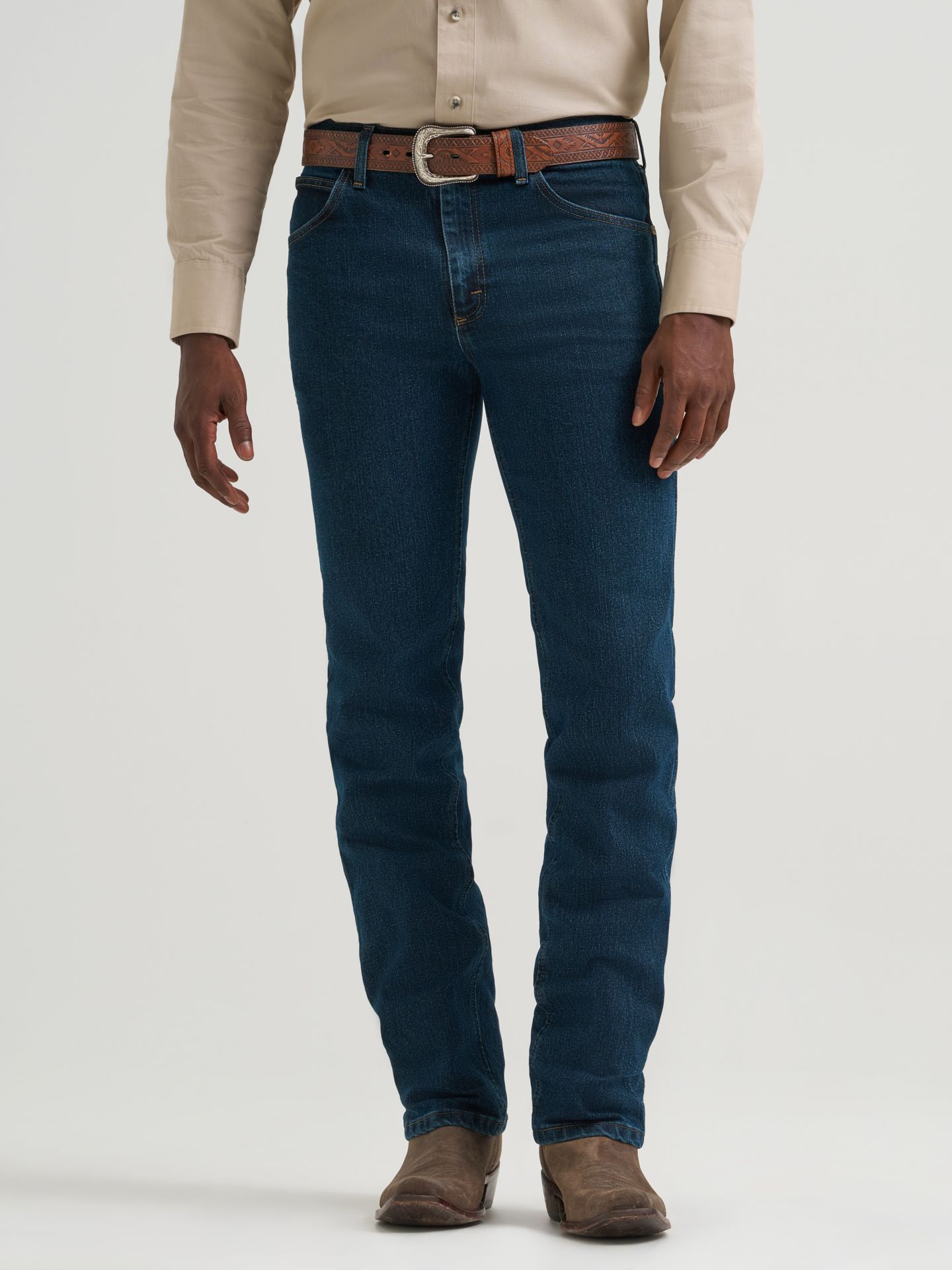 Мужские джинсы Wrangler Premium Performance Advanced Comfort Cowboy Cut® Slim Fit Jean, цвет: Dark Tint — фото 2