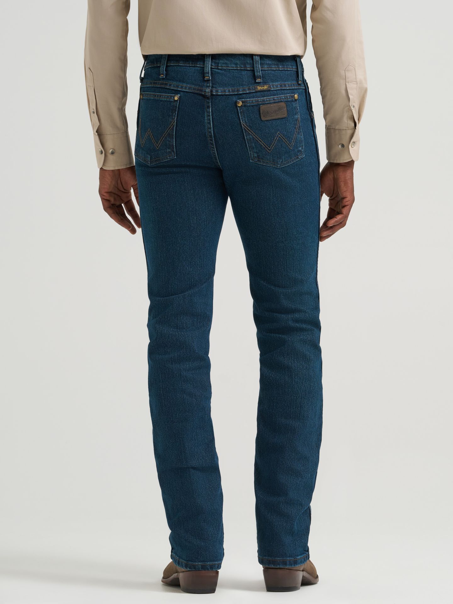 Мужские джинсы Wrangler Premium Performance Advanced Comfort Cowboy Cut® Slim Fit Jean, цвет: Dark Tint — фото 4