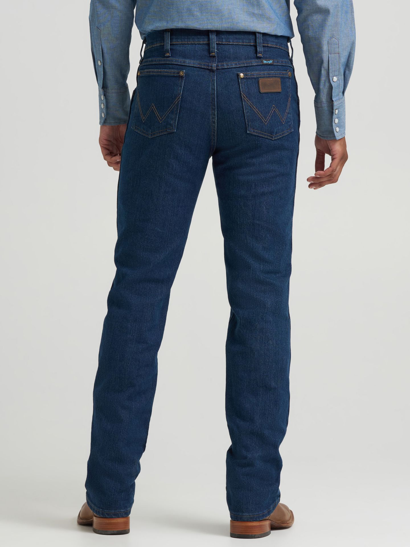 Мужские джинсы Wrangler Premium Performance Cowboy Cut® Advanced Comfort Wicking Slim Fit, цвет: Тёмно-синий — фото 2