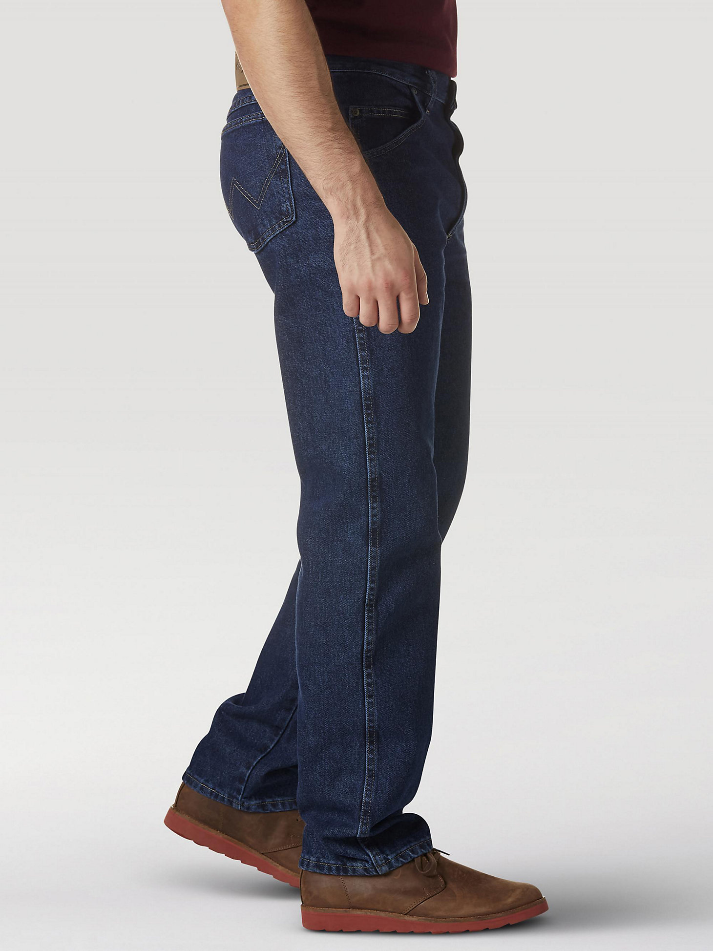 Wrangler Rugged Wear® Classic Fit Jean