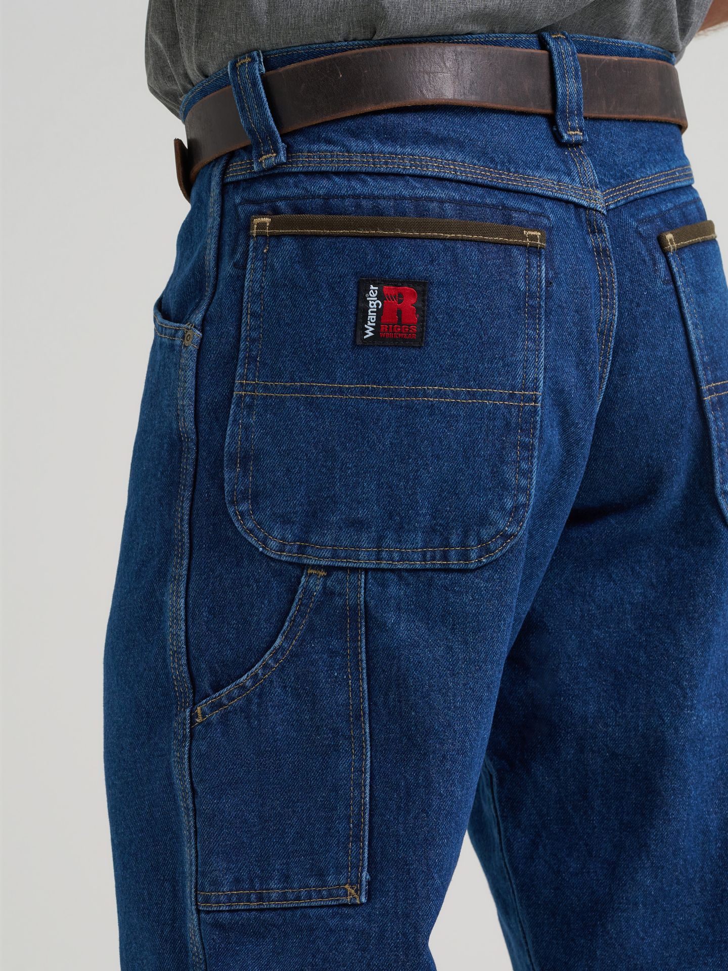 Мужские брюки Wrangler Riggs Workwear® Carpenter, цвет: Состаренный индиго — фото 9