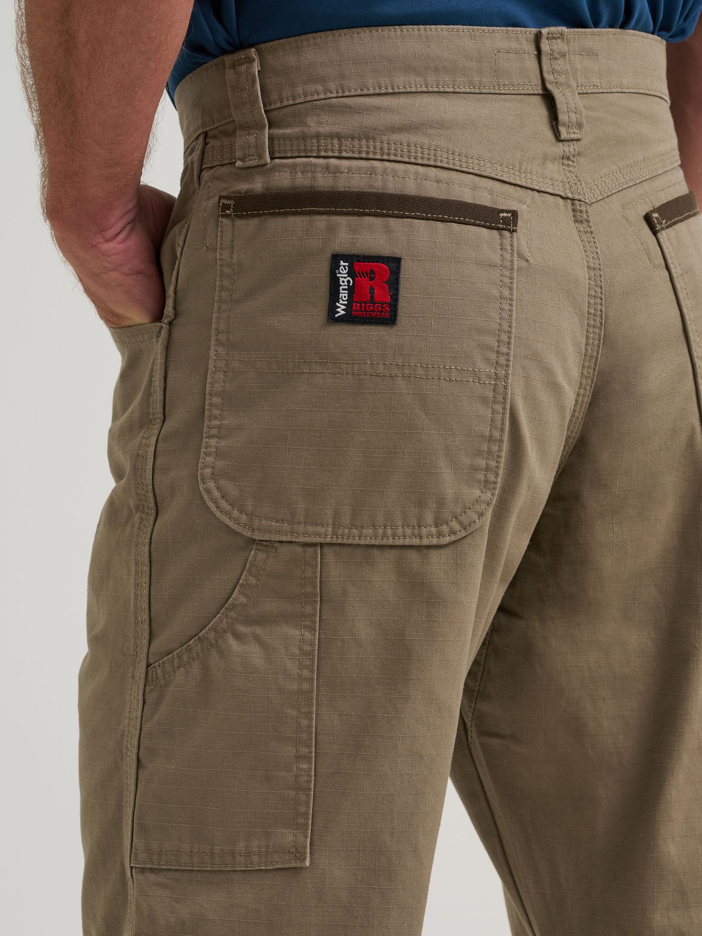 Мужские брюки Wrangler Riggs Workwear® Carpenter Pant, цвет: Коричневый — фото 7