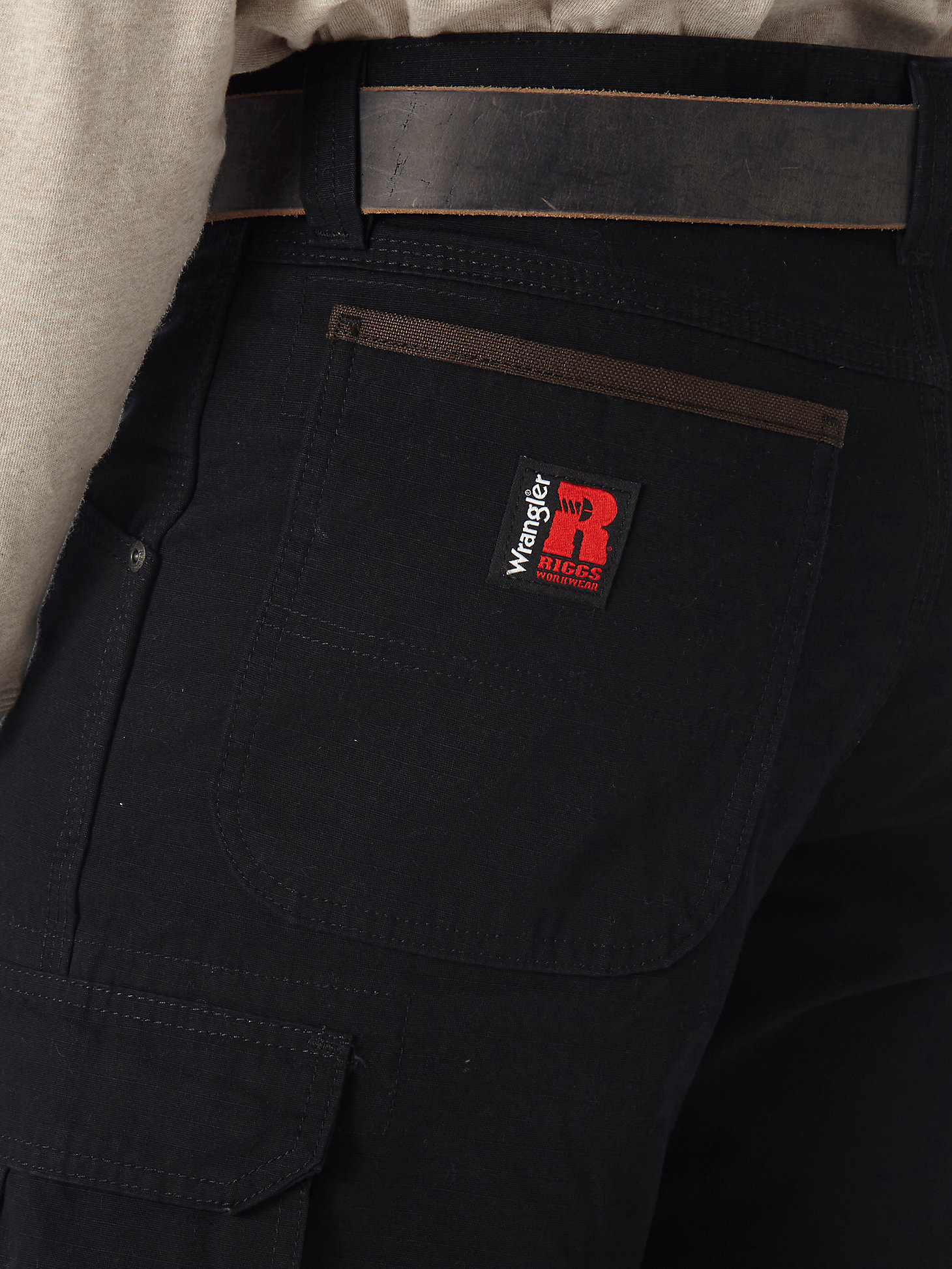 Wrangler RIGGS WORKWEAR® Lined Ripstop Ranger Pant in Black alternative view 3