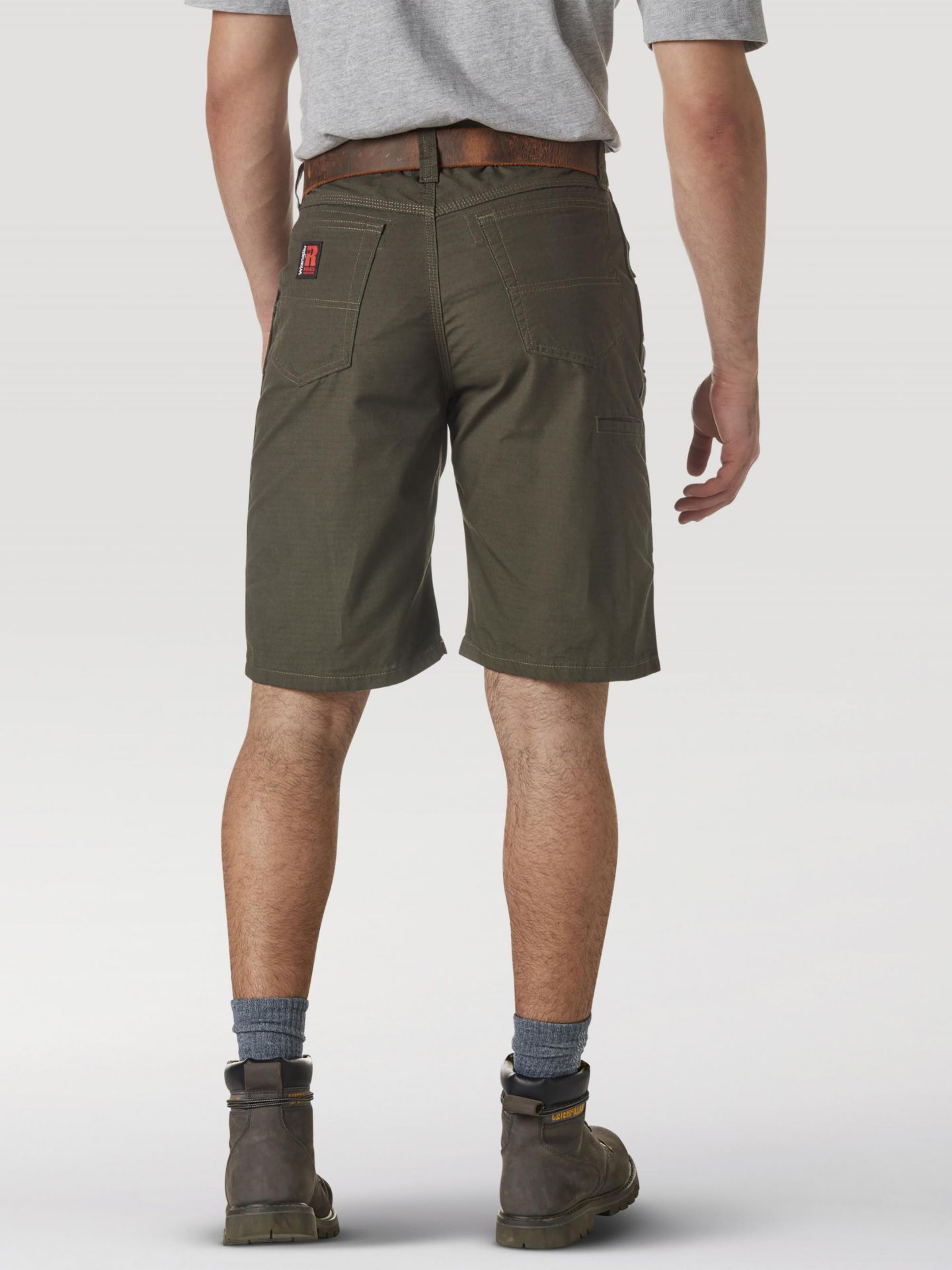 Мужские шорты Wrangler Riggs Workwear® Technician, цвет: Тёмно-зелёный — фото 2