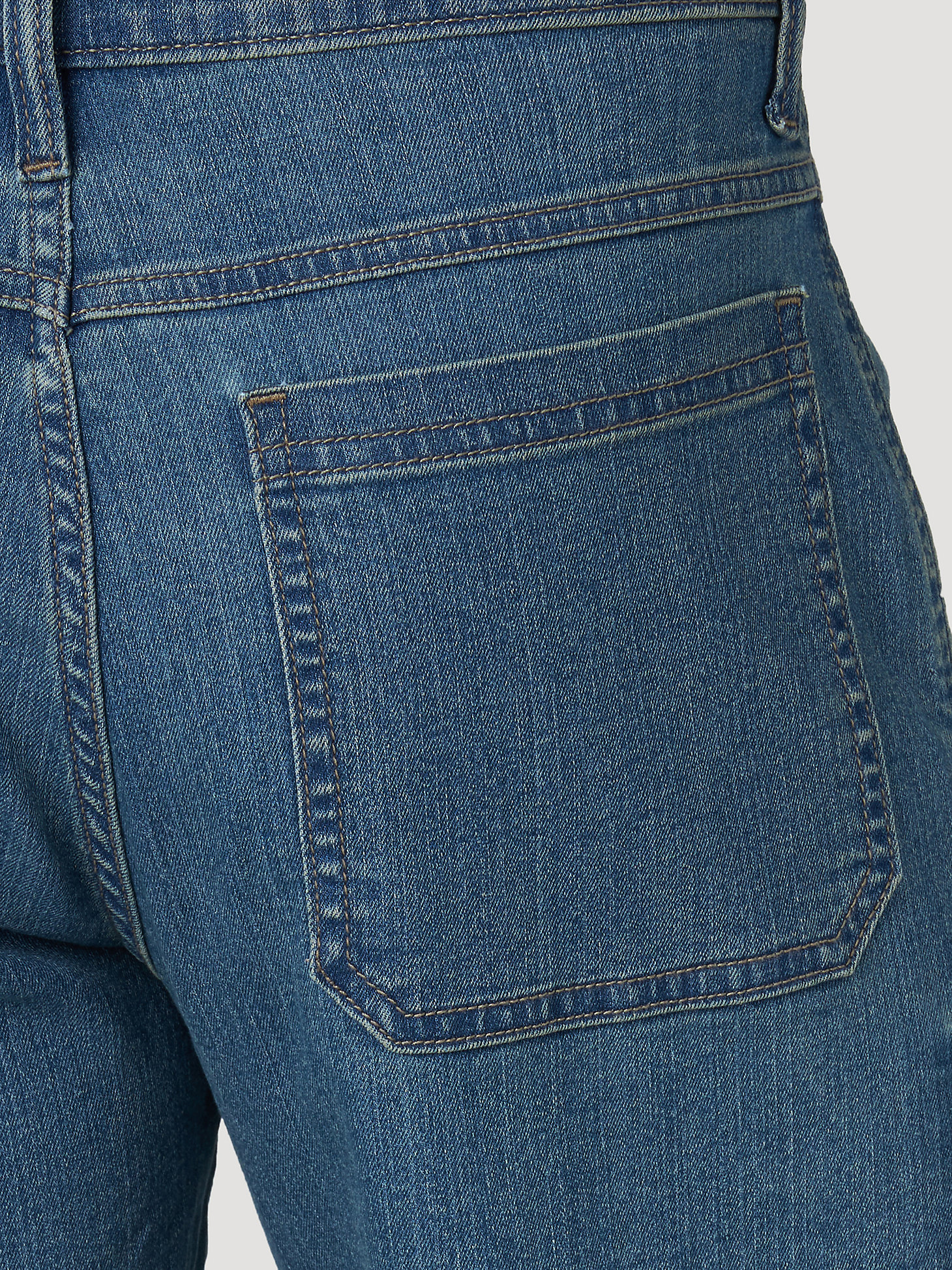 Wrangler® Men's Five Star Premium Denim Cargo Shorts in Medium Tint alternative view 5
