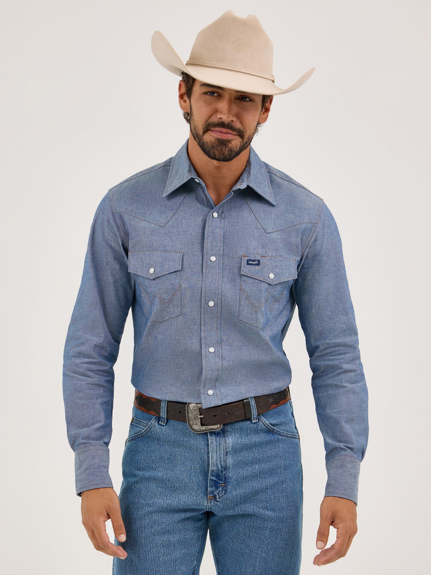 Мужская рубашка Wrangler Cowboy Cut® Rigid Denim Long Sleeve Western Work Shirt, цвет: Средний шамбре — фото 3