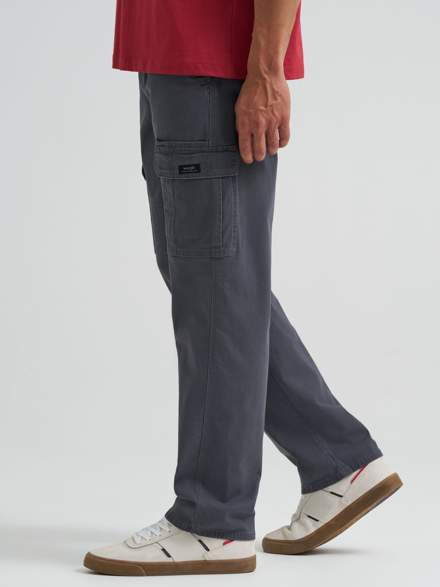 Мужские брюки Wrangler Five Star Premium Relaxed Fit Flex Cargo, цвет: Антрацитовый — фото 5
