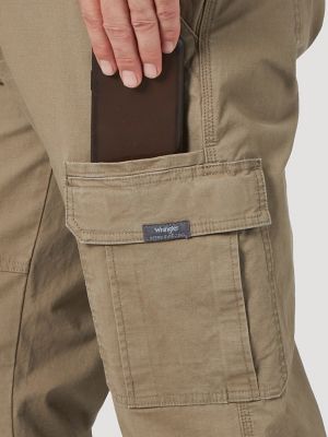wrangler men's relaxed fit flex cargo pants