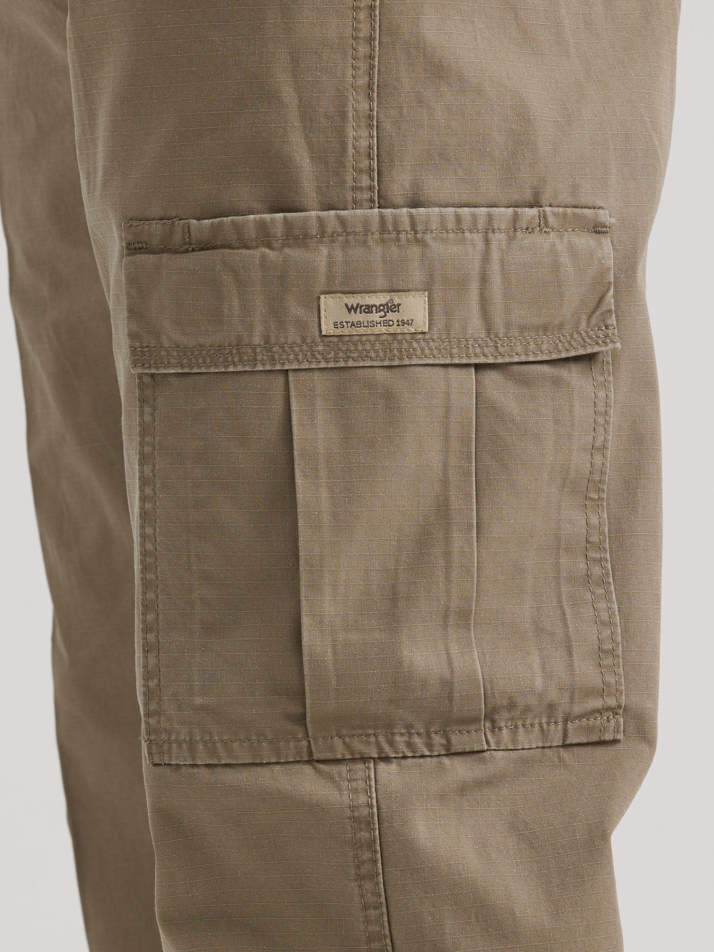 Мужские брюки Wrangler Ripstop Cargo, цвет: Barley — фото 6