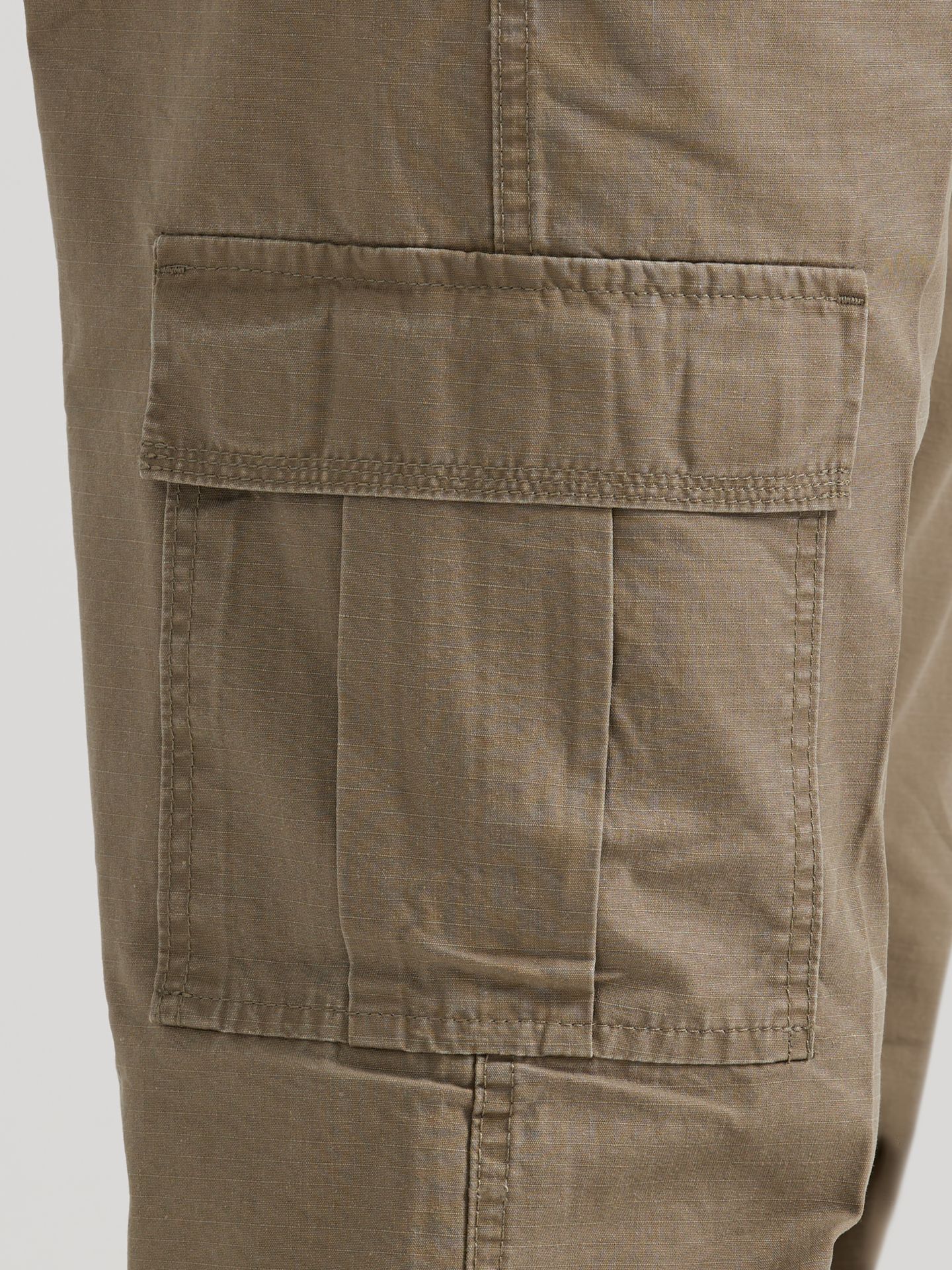 Мужские брюки Wrangler Ripstop Cargo, цвет: Barley — фото 7