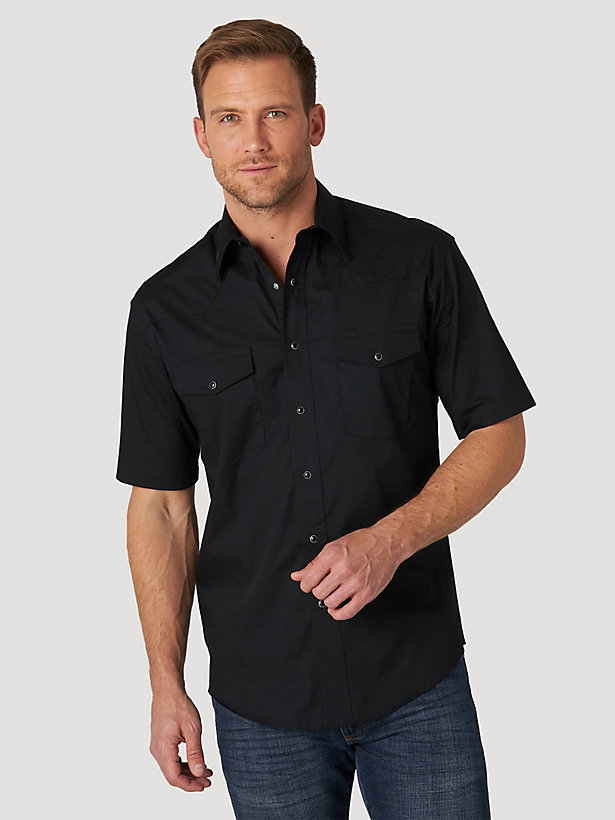 Men's Wrangler® Short Sleeve Solid Western Snap Sport Shirt in Black
